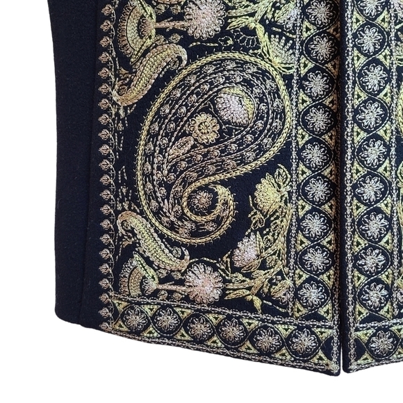 Wool Vest with Embroidery and Faux Fur Collar, Size Medium - Picture 4 of 10